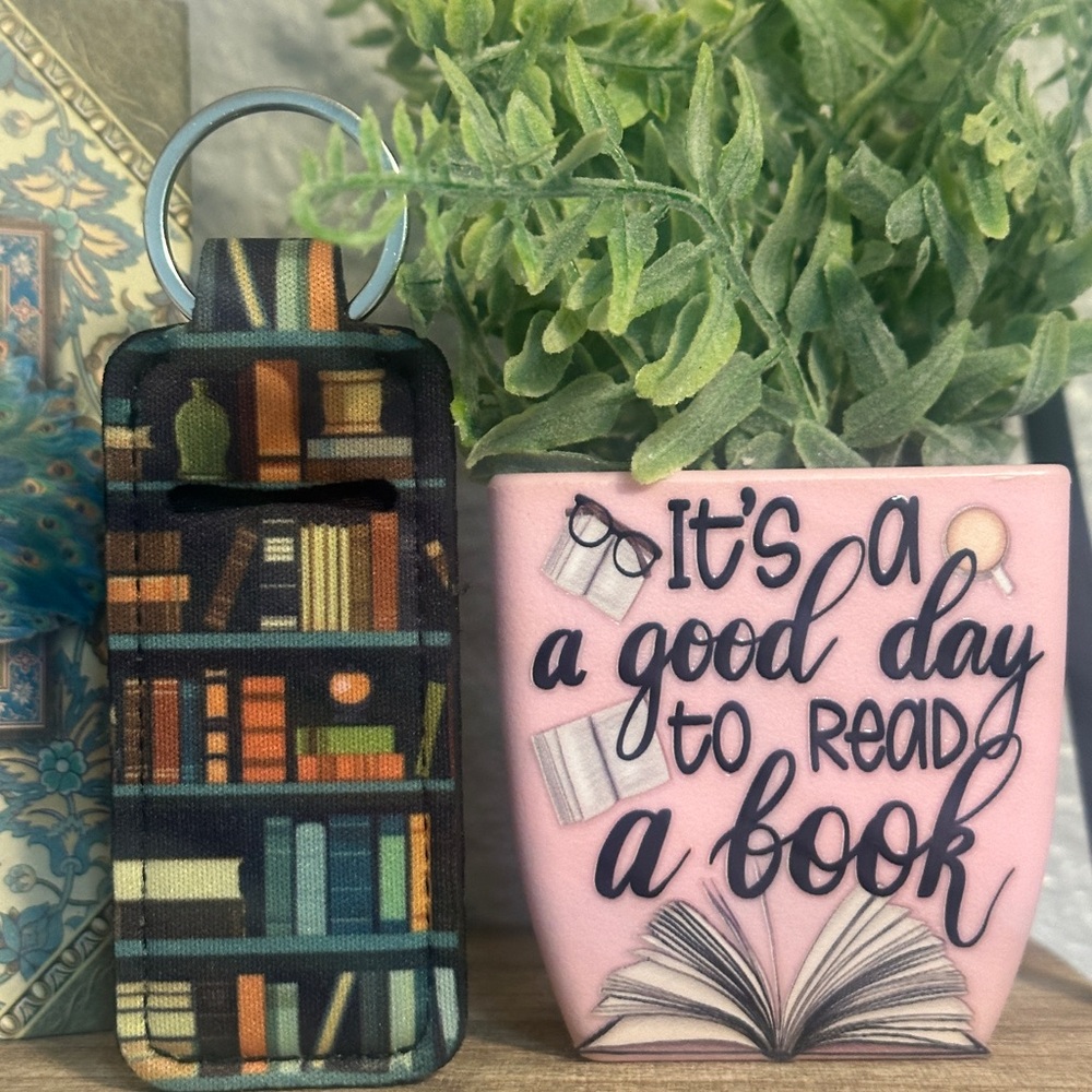 Book Lover Key Chain Chapstick Holder - Book Shelf Print